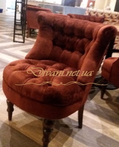 красное вельветовое кресло на заказ в Киеве