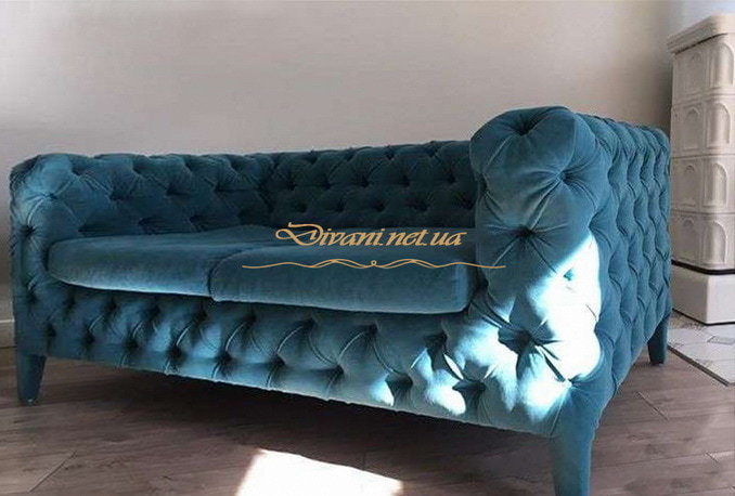 большой синий авторский диван для офиса