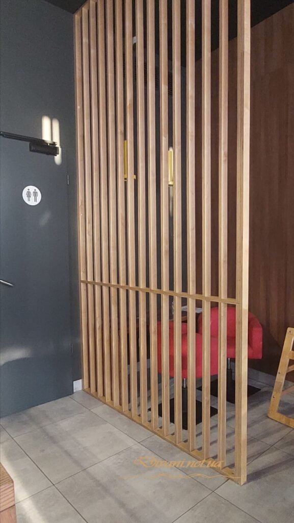 меблі для дитячої з дерева