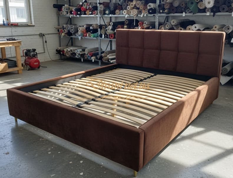 изготовление мягкой кроват ина заказ