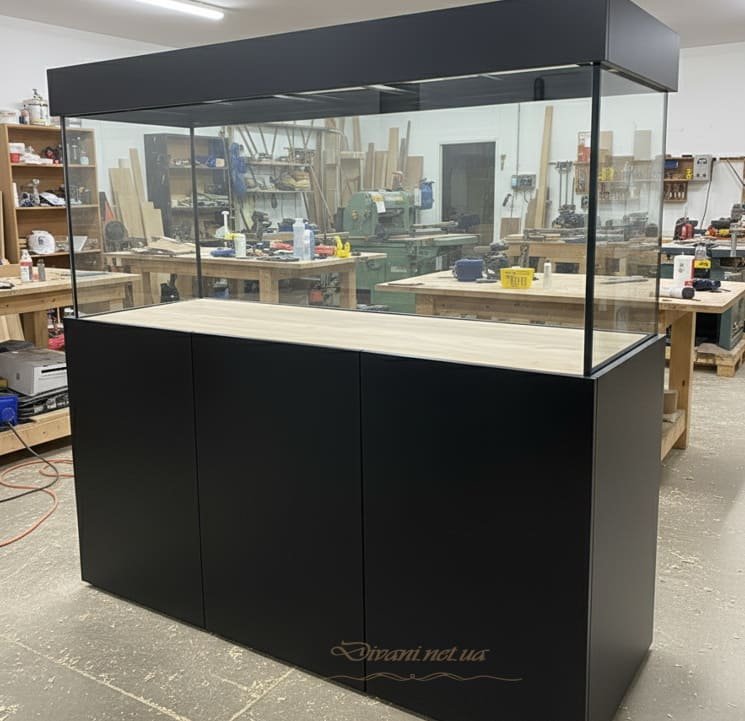 тумба під великий акваріум